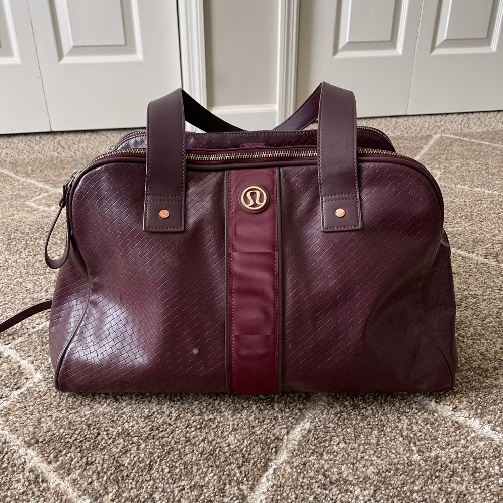 Lululemon Maroon Weekender Duffle Bag